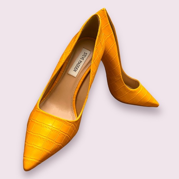 Steve Madden Shoes - Steve Madden Women's Vala Pump, Orange Croc, Sz 7.5, New In Box